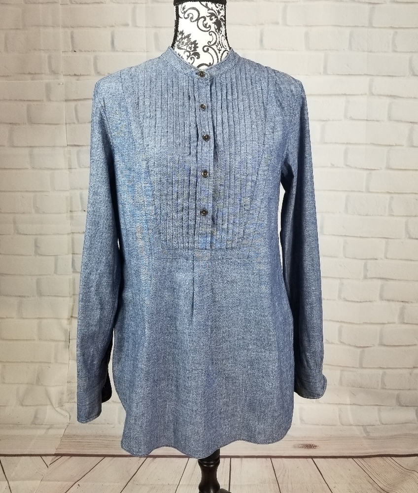 Fossil 1/2 Button Front Chambray Size S Shirt - image 1